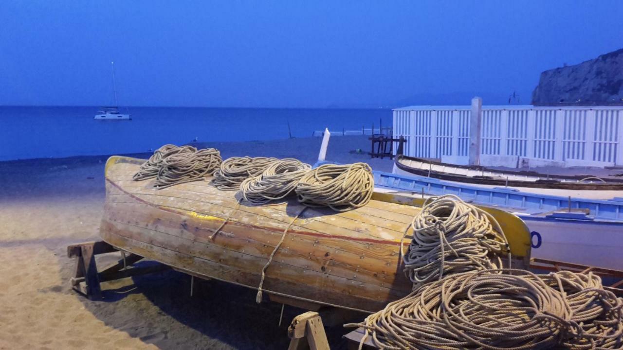 Casa Mariuccia A Due Passi Dal Mare Apartment Финале Лигуре Екстериор снимка